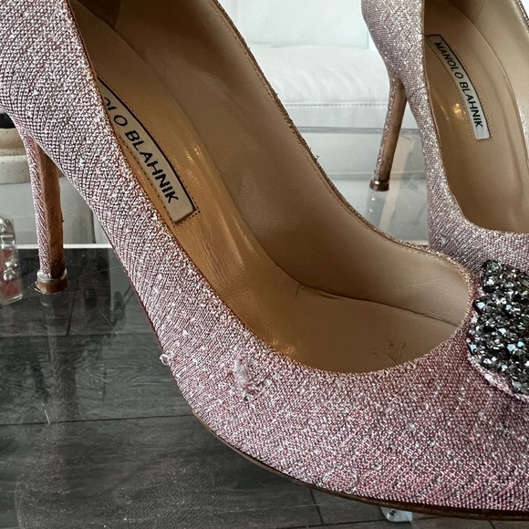 MANOLO BLAHNIK HANGISI PINK GLITTER TEXTILE STILETTO HEELS WITH CRYSTALS - Picture 8 of 10